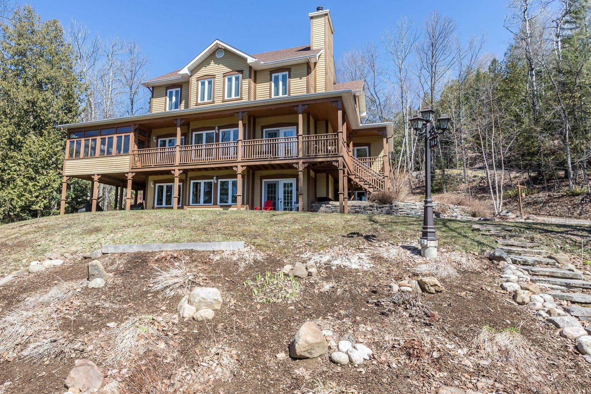 Les Dames Du Lac Mont-Tremblant Exterior photo