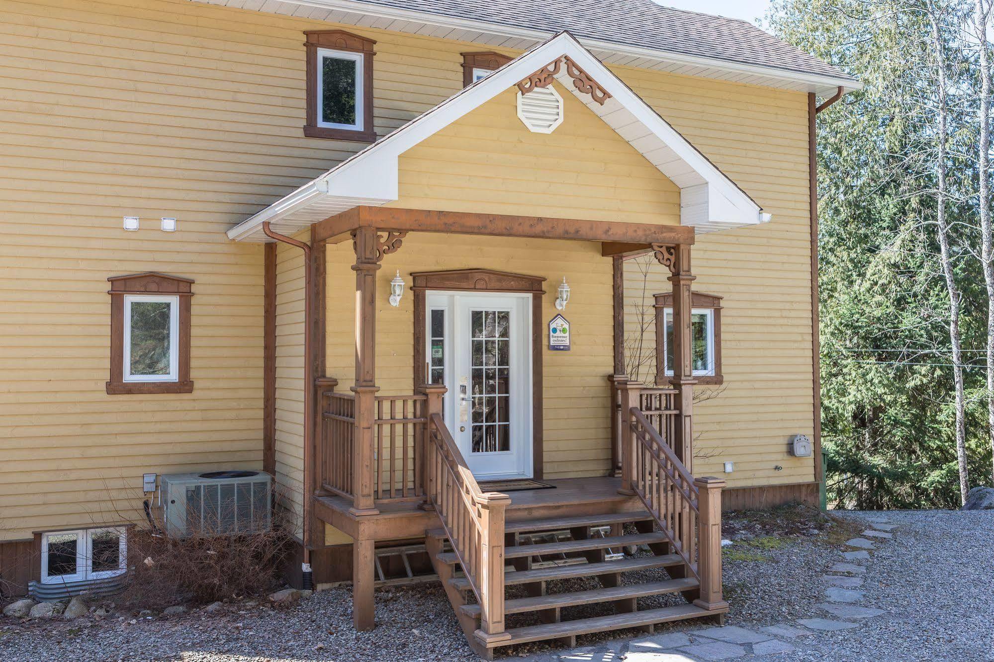 Les Dames Du Lac Mont-Tremblant Exterior photo