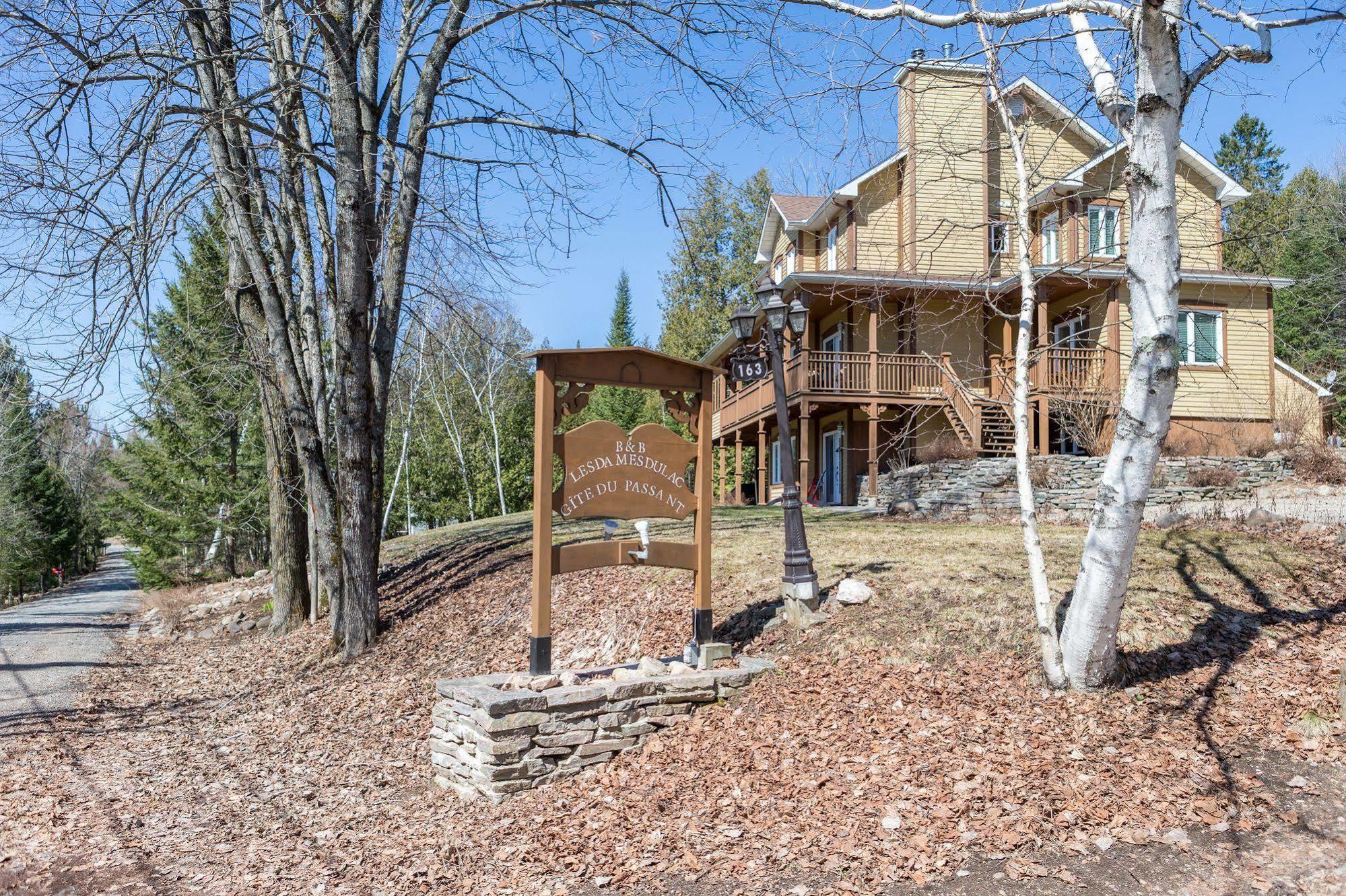 Les Dames Du Lac Mont-Tremblant Exterior photo